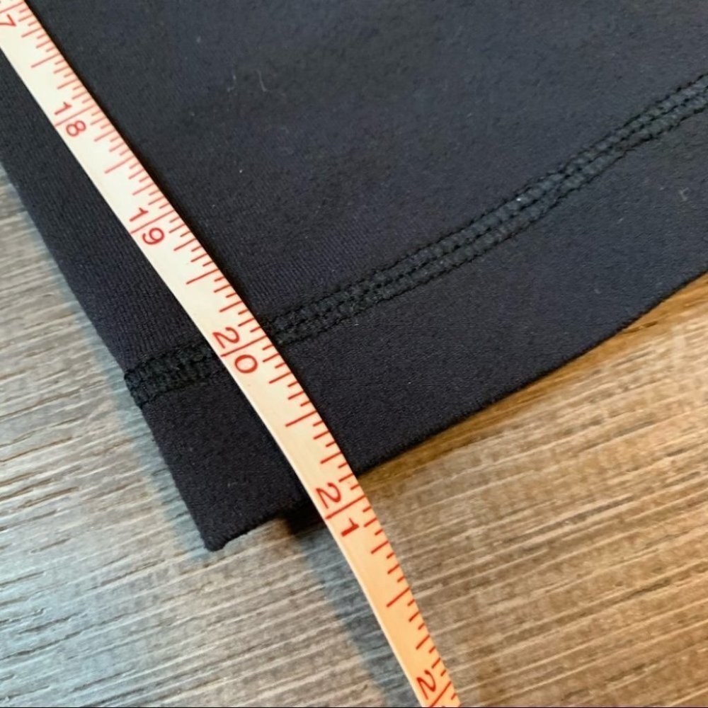 Lululemon Black Size 6 Gather and Crow Crop Leggings - Picture 13 of 13